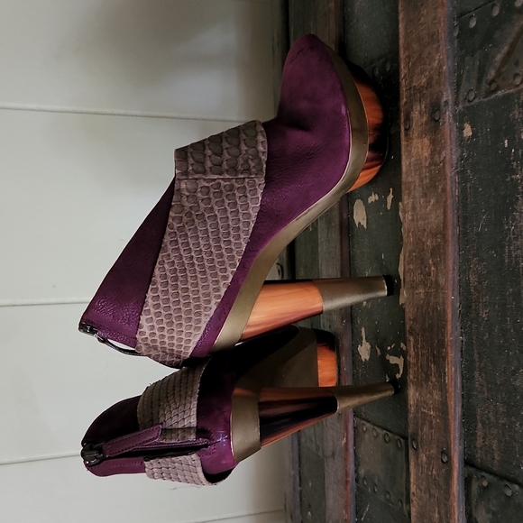 Devi Kroell Leather Platform Booties - Picture 6 of 16